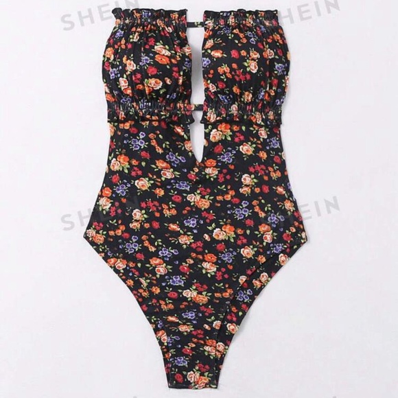 NWOT One Piece Swimsuit - Picture 1 of 3